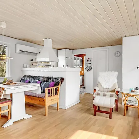 Amazing In With Kitchen *