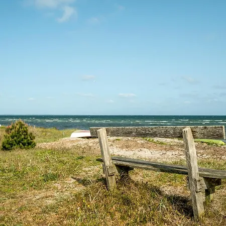 3 Bedroom Amazing In Glesborg